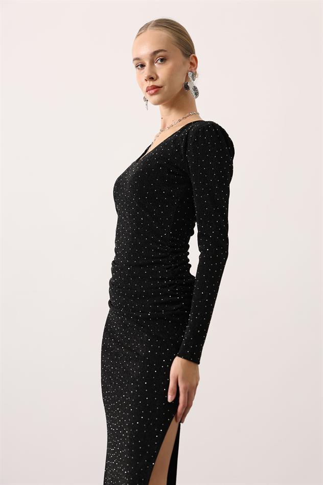 TAŞLI BÜZGÜLÜ UZUNKOL ELBİSE - Siyah