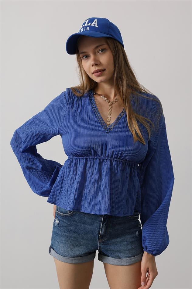 V Yaka Dantelli Bluz - Mavi