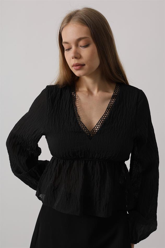 V Yaka Dantelli Bluz - Siyah