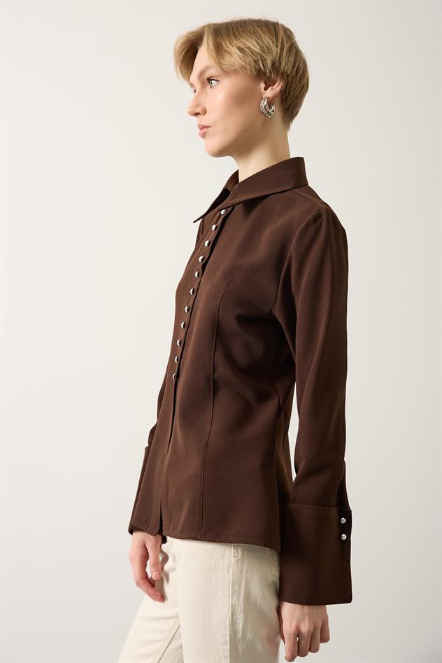 VÜCUDA OTURAN GÖMLEK - Kahve