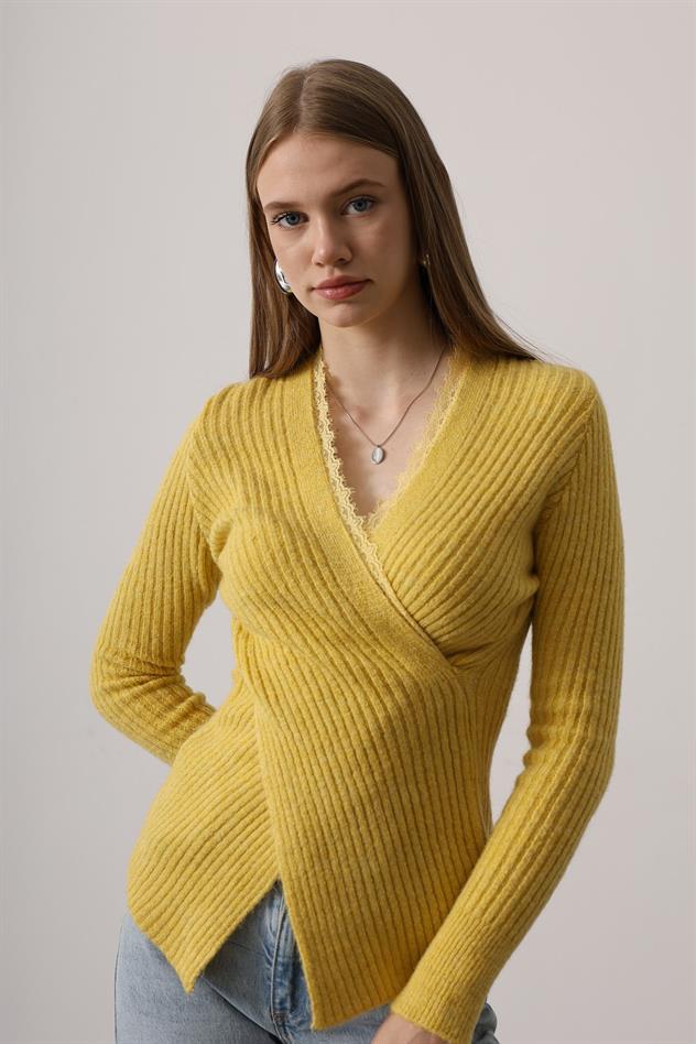 YAKASI DANTELLİ BLUZ TRİKO - Sarı