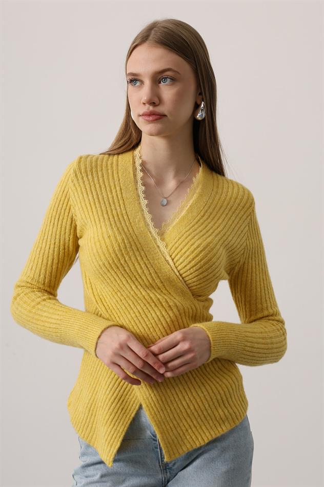 YAKASI DANTELLİ BLUZ TRİKO - Sarı