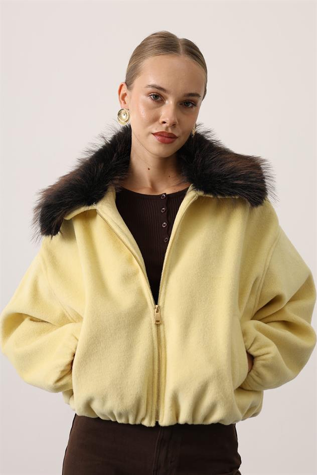 YAKASI KÜRKLÜ KAŞE CEKET - Sarı