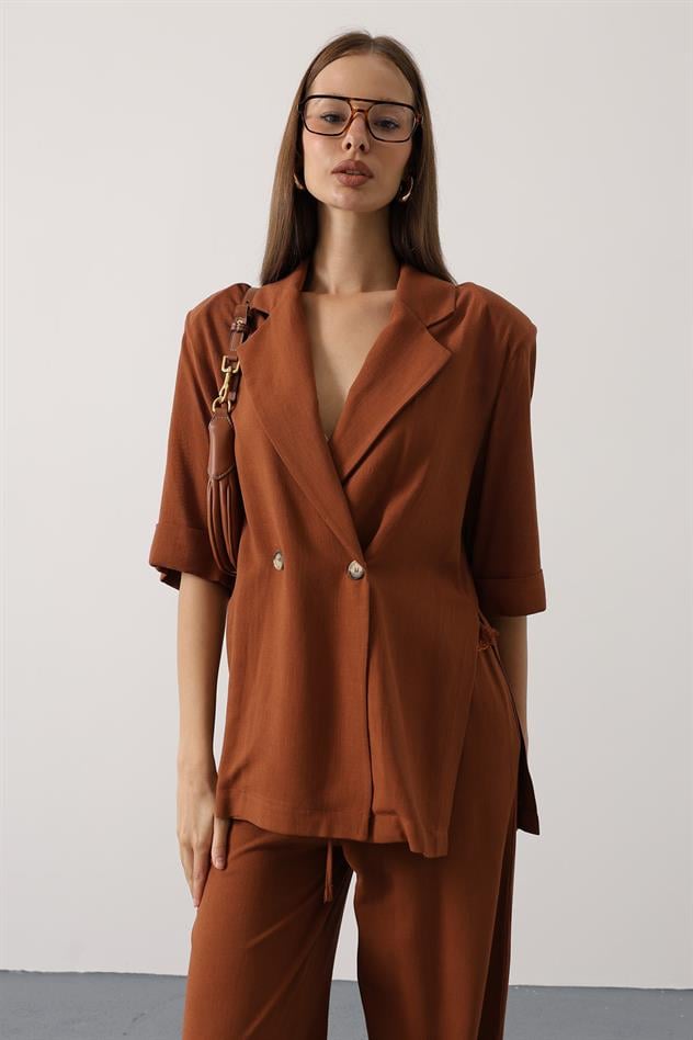 Yarım Kol Oversize Yırtmaçlı Ceket - Kahve