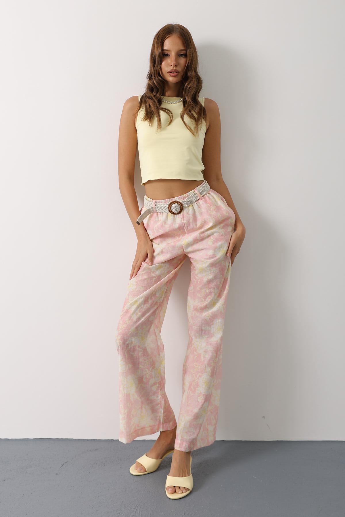 ÇİÇEKLİ KEMER DETAYLI PANTOLON - Pembe