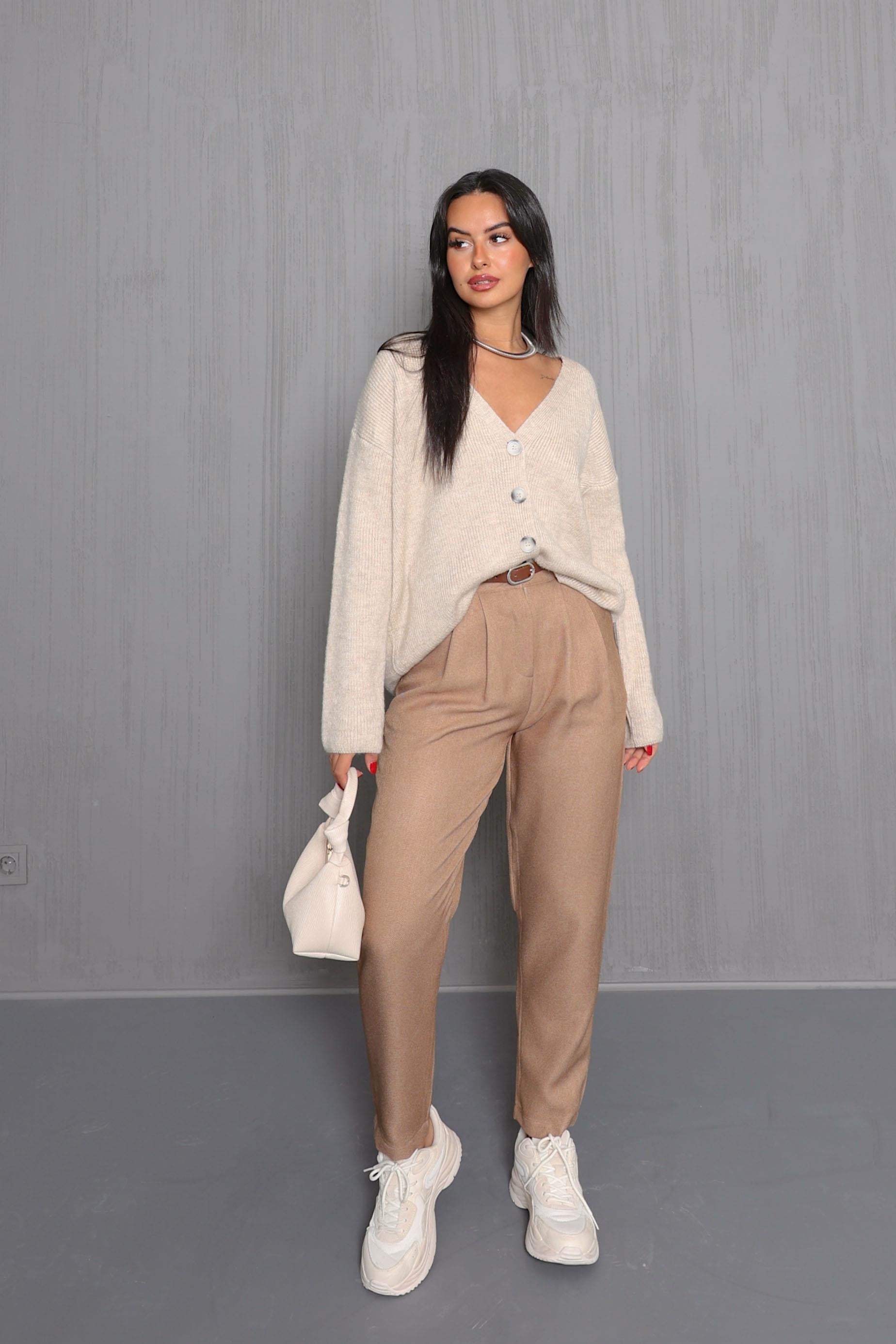 Pileli Havuç Kesim Kemerli Pantolon Camel