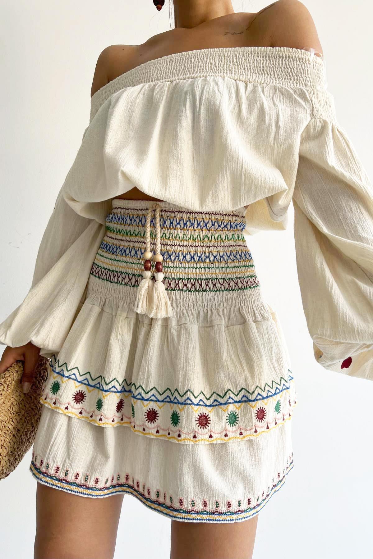 Madonna Blouse with Embroidered Collar Sleeves Ecru