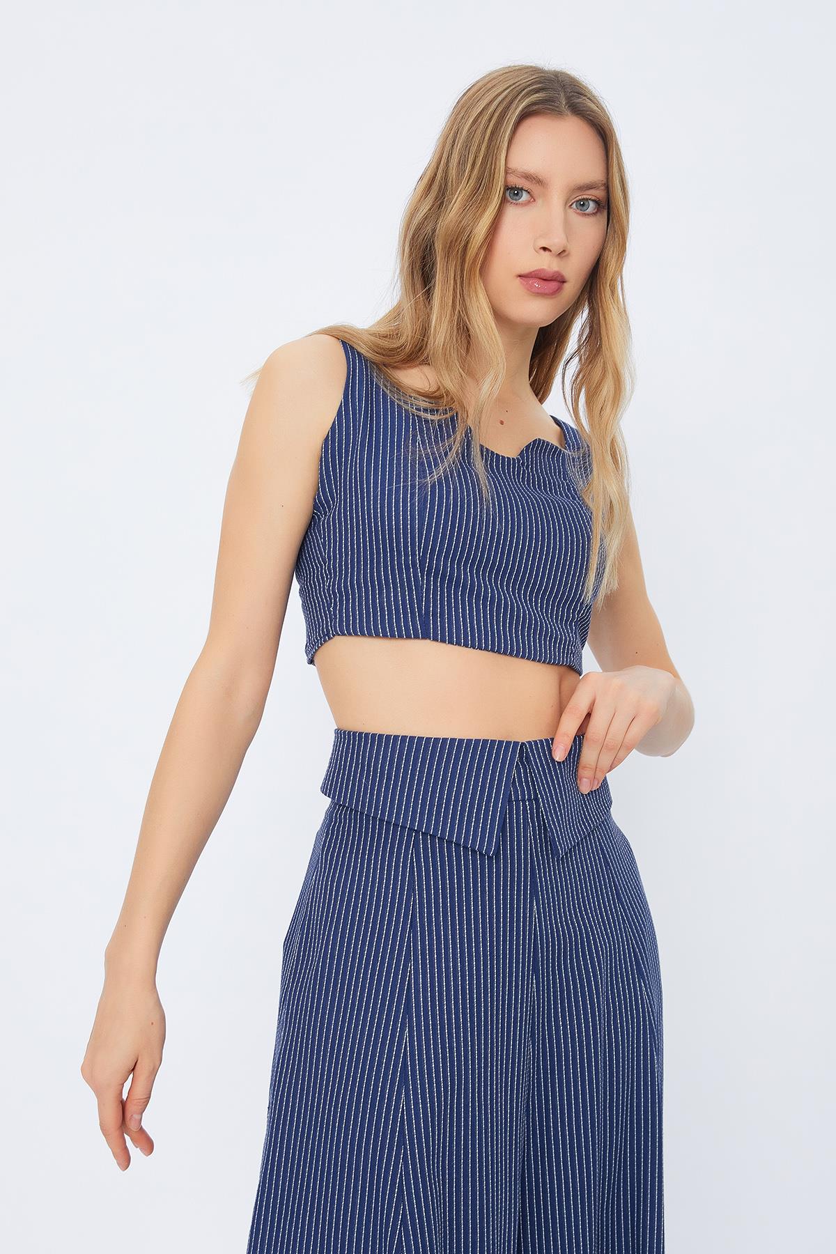 Kalın Askılı Çizgili Crop - LACİVERT