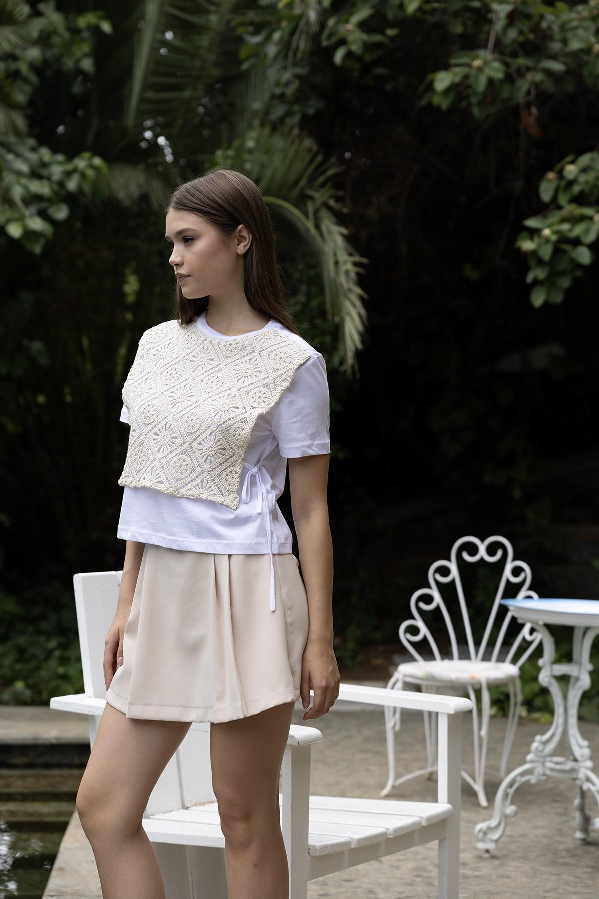 Bağlamalı Dantelli T-shirt - Beyaz