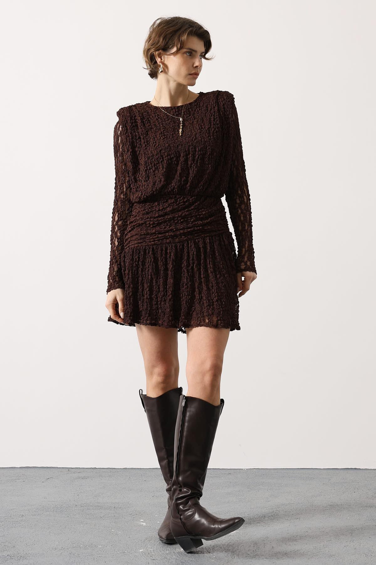 BELİ DETAYLI DANTELLİ MİNİ ELBİSE - Kahve