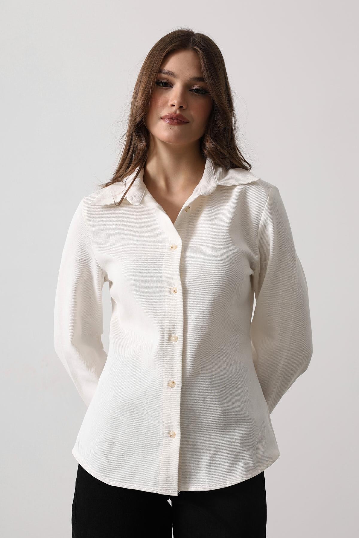 Beli Oturtmalı Gabardin Gömlek - Ekru