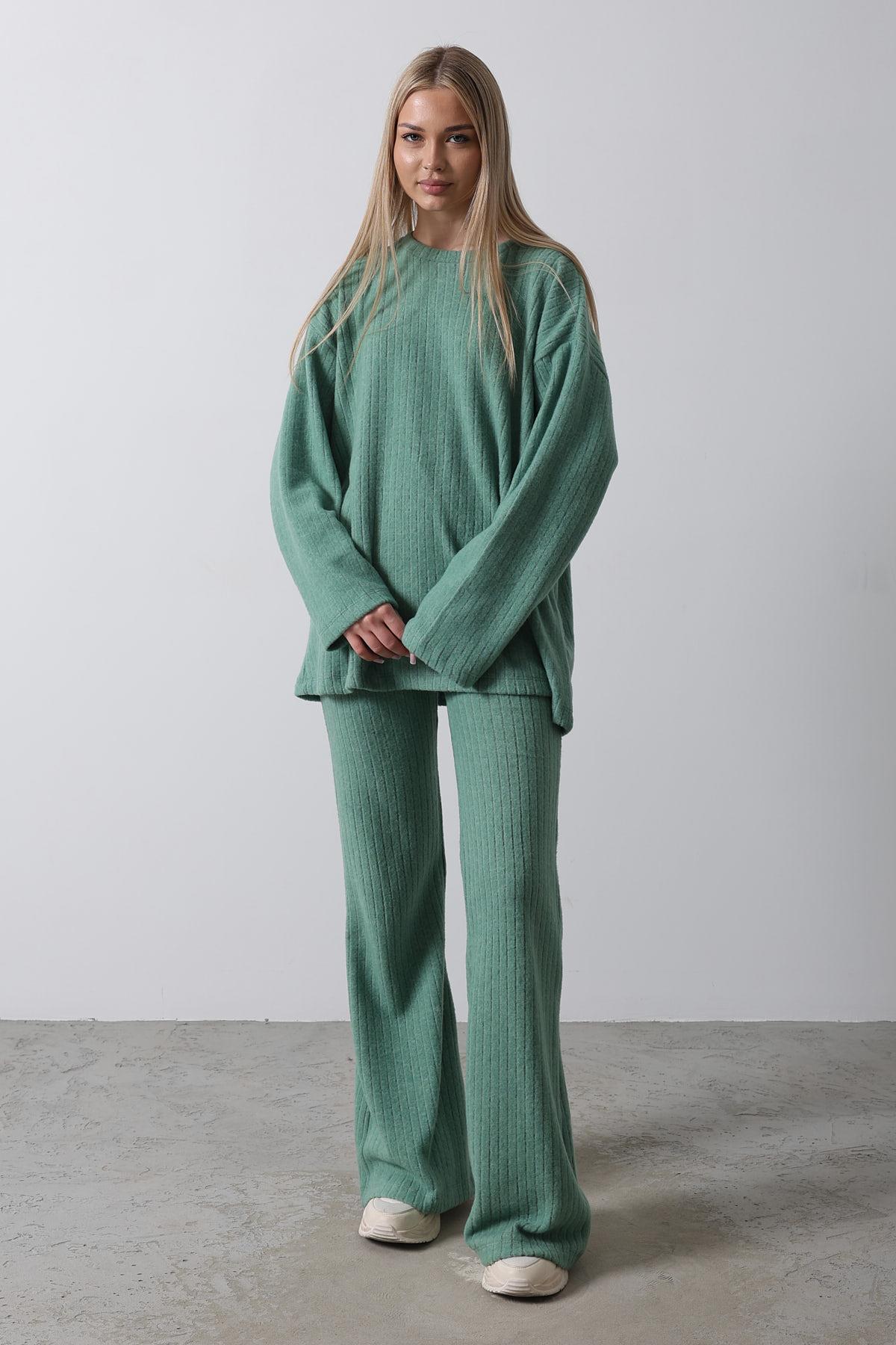 Düz Basic Örme Takım - Çağla Yeşili