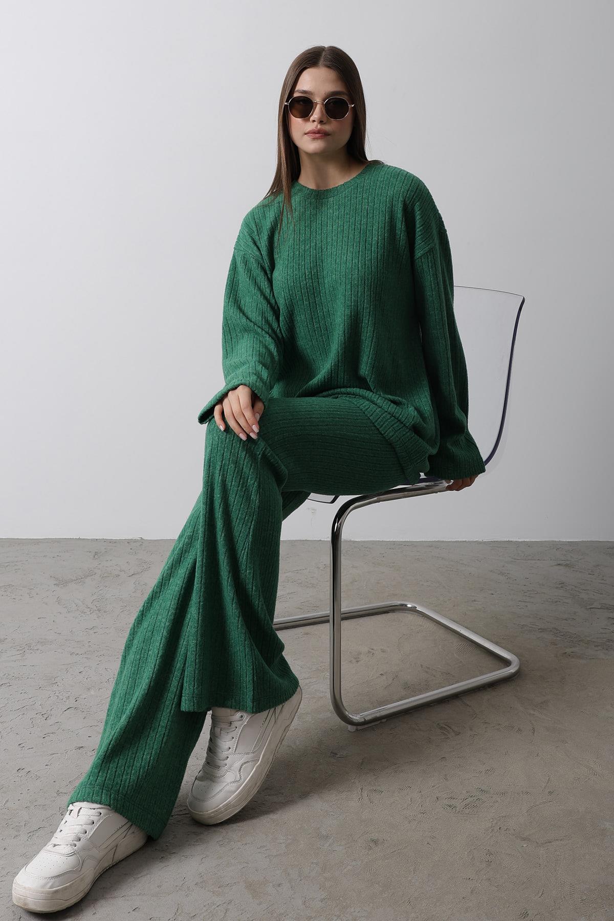 Düz Basic Örme Takım - Zümrüt Yeşili