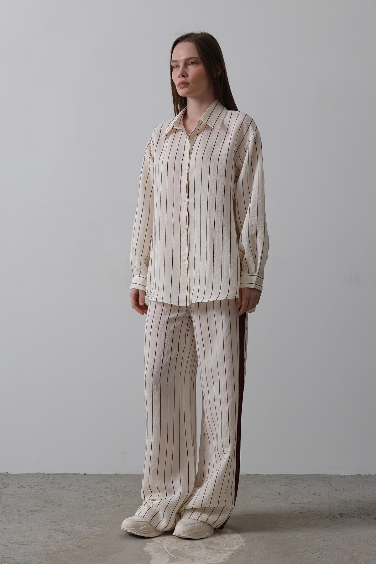 Model Gömlek Yandan Şerit Detaylı Pantolon - Ekru-Bordo
