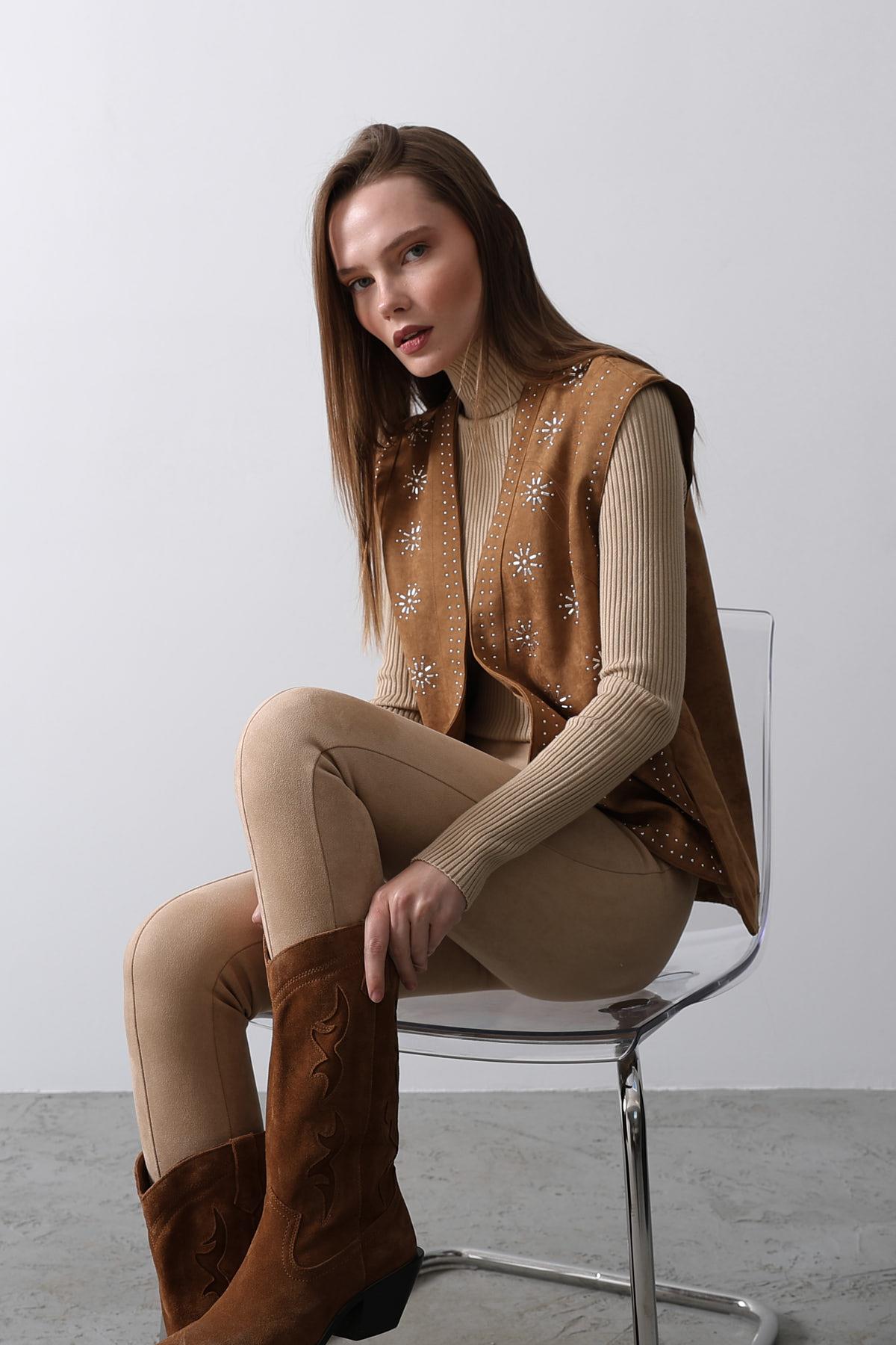 Taşlı Süet Yelek - Camel