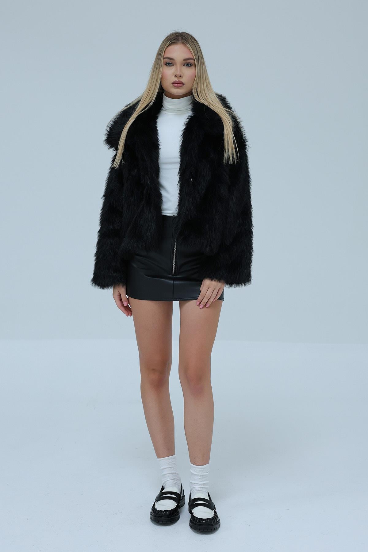 Yakalı Kürk - Siyah