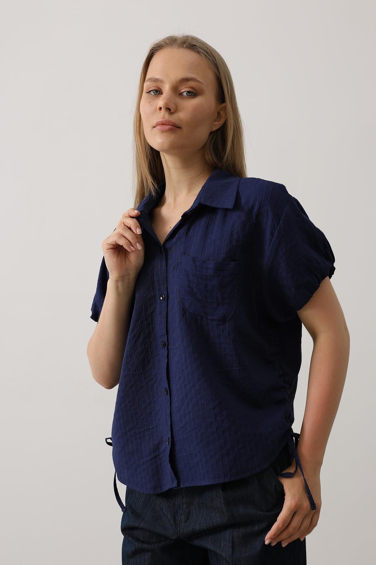 Yanlar Büzmeli Kısa Balon Kol Gömlek - Lacivert