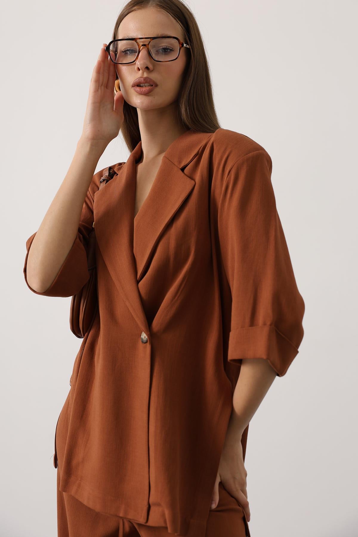 Yarım Kol Oversize Yırtmaçlı Ceket - Kahve