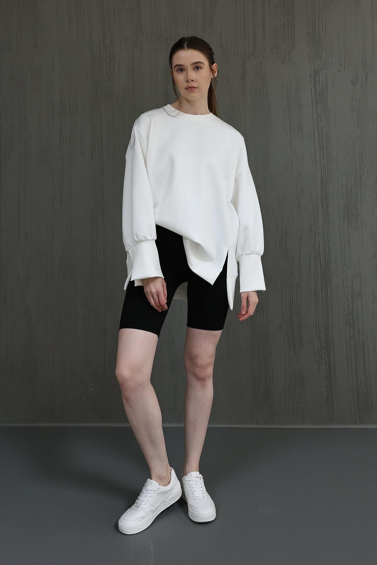 Yırtmaçlı Sweat - Beyaz