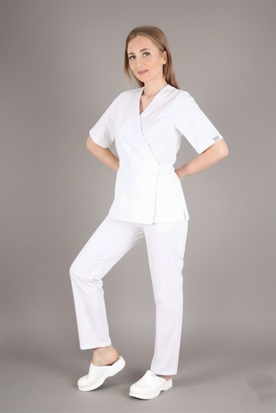 Beyaz Elegant Model Cerrahi Üniforma Belden Bağlamalı Scrubs Takım-Nur Medikal Giyim