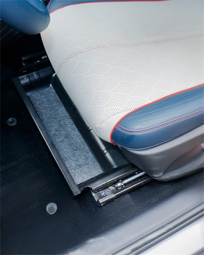 BYD Atto 3 Koltuk Altı Düzenleyeci