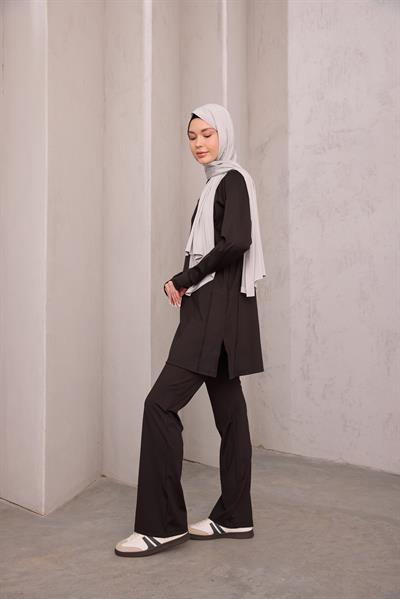 Garnili Takım Siyah