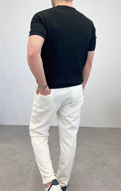 ÖRME BİSİKLET YAKA İNCE FİTİLLİ T-SHIRT SİYAH
