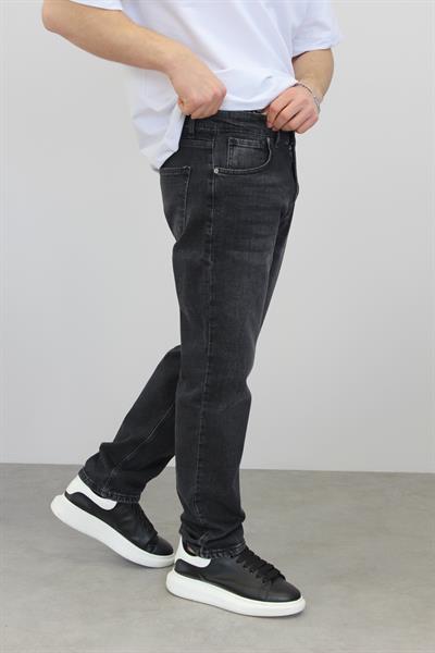 SİYAH YIKAMALI REGULAR JEAN