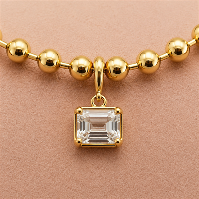 AURELIA EMERALD CHARM