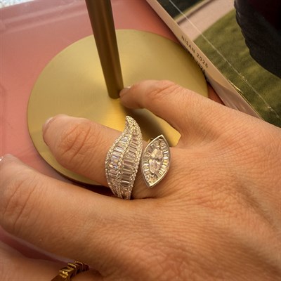 BYNARS VELORA RING