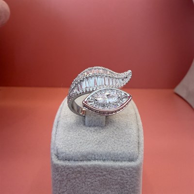 BYNARS VELORA RING