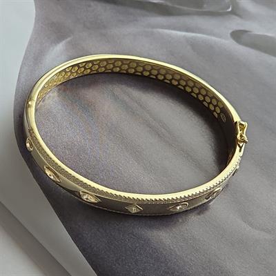 ÇOKLU TAŞLI HERA GOLD  KELEPÇE