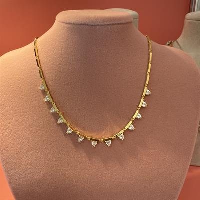 ÜÇGEN SIRALI BEYAZ TAŞLI GOLD KOLYE