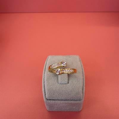 VIOLET TWO DIAMONDS GOLD YÜZÜK