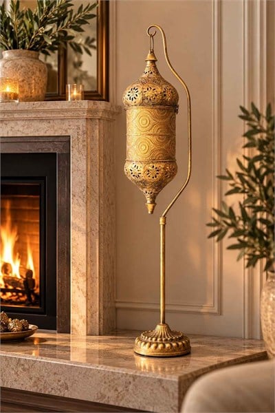 Eskitme Telkarı Gold Dekoratif Fener Ayaklı 96 Cm