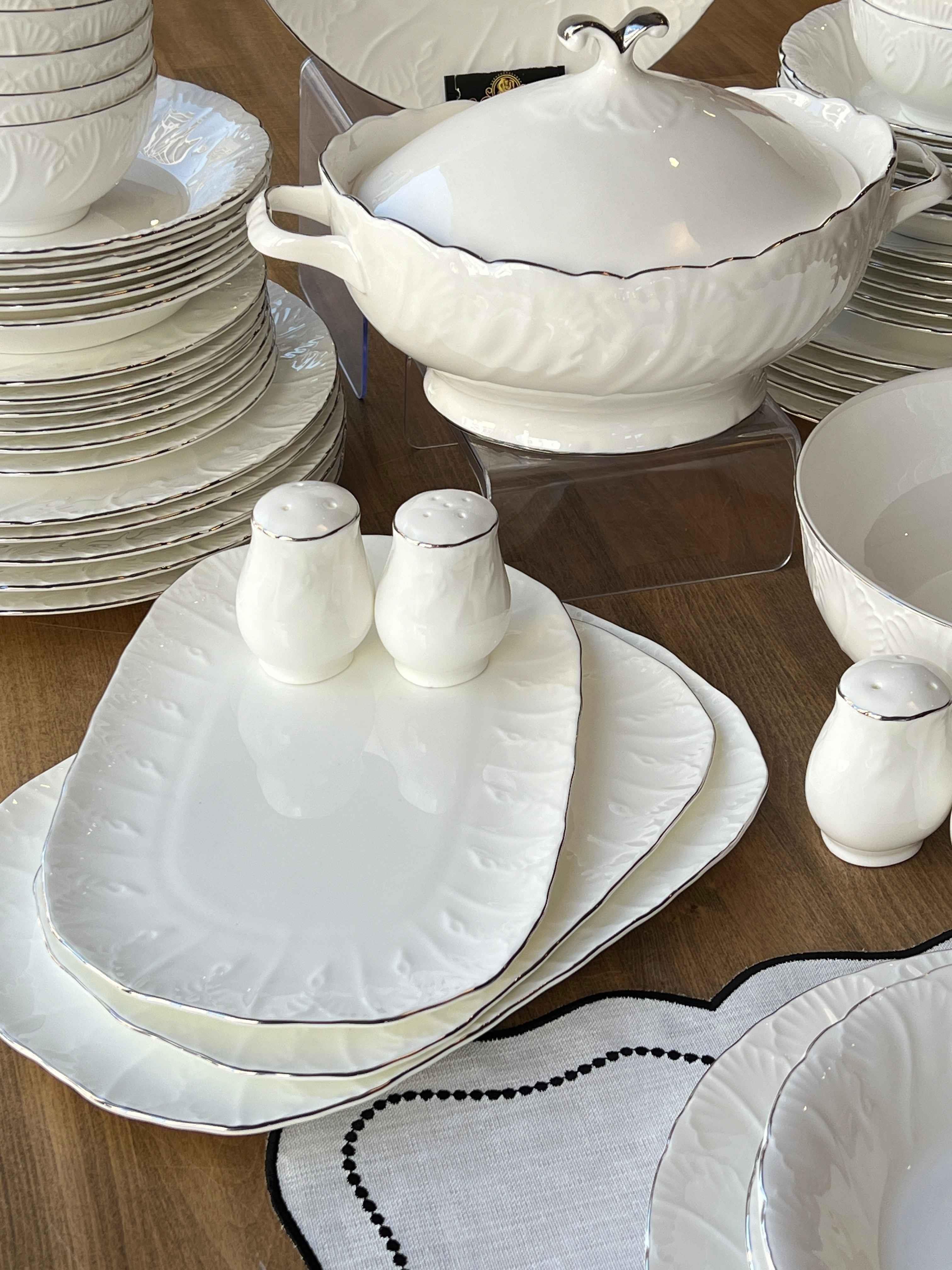 12 Kişilik Yemek Takımı Tıffany Silver 58 Parça