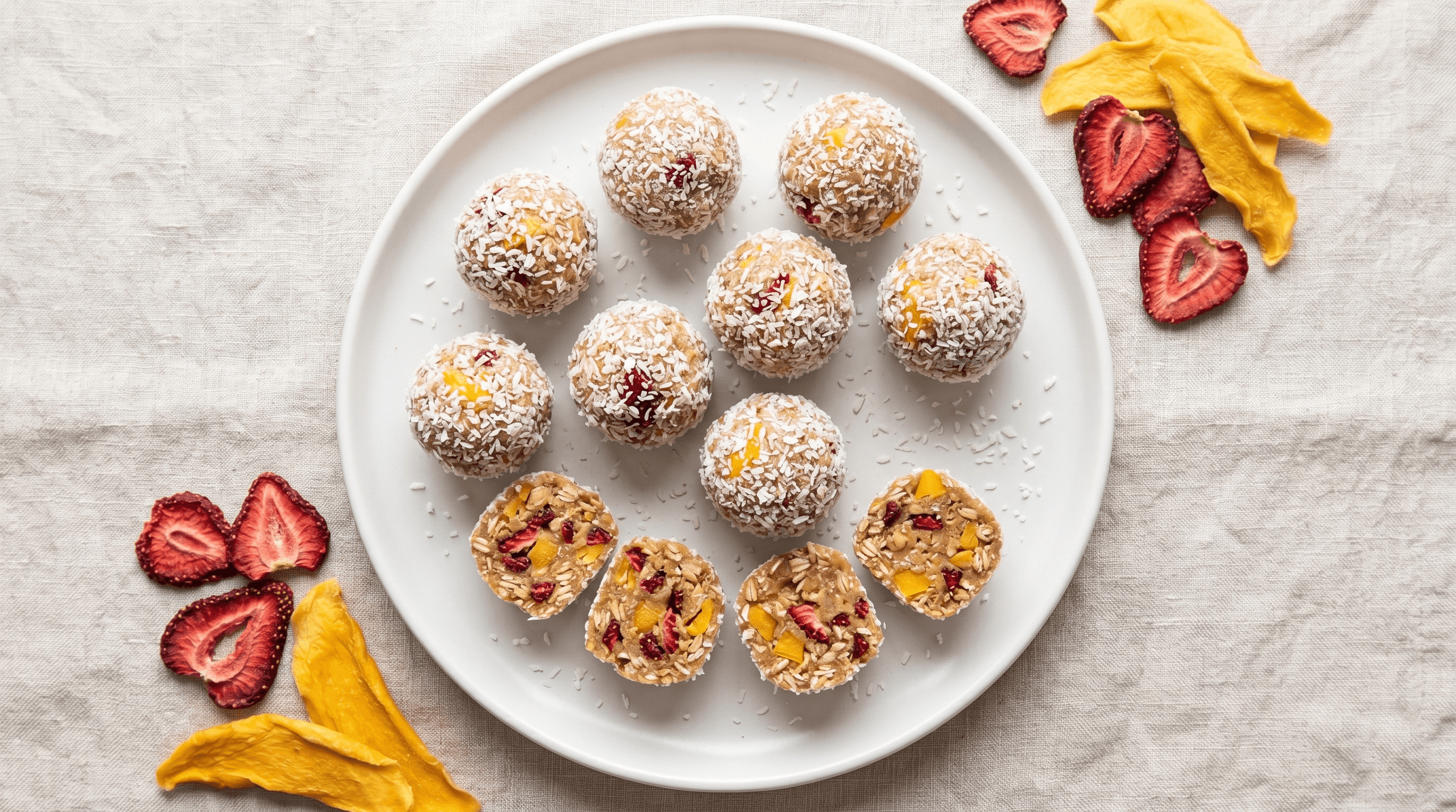 Wild Fruits soft dried karışık meyve ile hazırlanmış fırınsız enerji topları