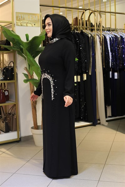 0007 KOD TAŞ DETAYLI KREP ELBİSE