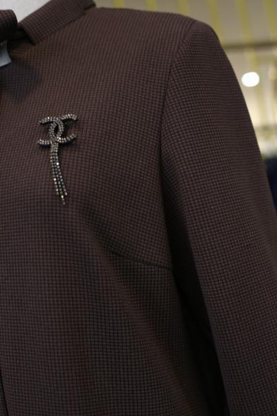 0180 CODE BROOCH DETAILED ABAYA