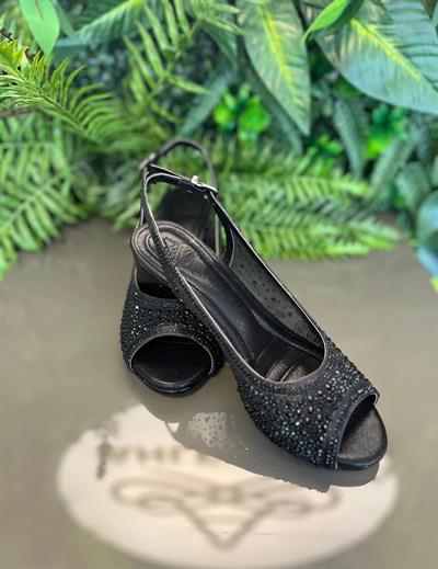 083 KOD KALIN TOPUKLU ABİYE AYAKKABI SİYAH