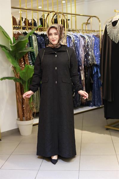 1135 KOD UZUN KENDİNDEN DESENLİ KAPİTONE SİYAH