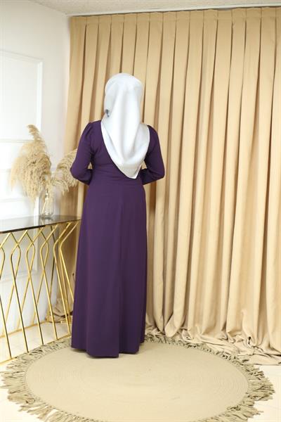 1453 CODE ROBE DÉTAILLÉE EN PIERRE