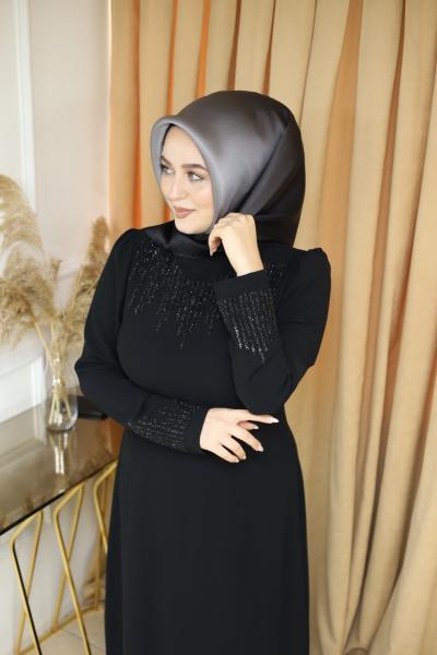 1453 CODE ROBE DÉTAILLÉE EN PIERRE