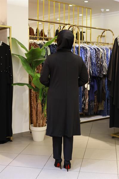 1507 KOD KENDİNDEN SİM DETAYLI KAP SİYAH