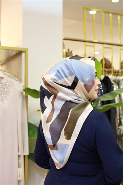 15812/7 KOD FIRÇA DESEN AHLEM SAF İPEK EŞARP MAVİ