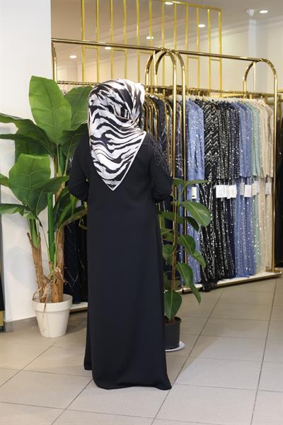 عباءة 2013 عباية مطرزة بالخرز المزخرف بالخرز المزخرف بالخرز