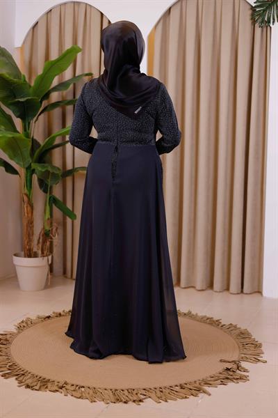 ПЛАТЬЕ ИЗ САМОШИТОГО ШЕЛКА С ДЕТАЛЯМИ ИЗ ГУБКИ В СТИЛЕ 2015 ГОДА