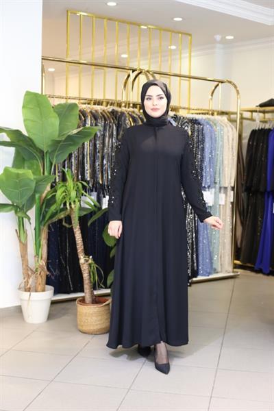 2033 عباءة مطرزة بأكمام كود 2033 جبر مطرزة بأكمام جبر