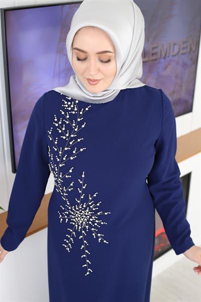 2097 CODE ROBE BRODÉE DE PIERRES DE CRISTAL