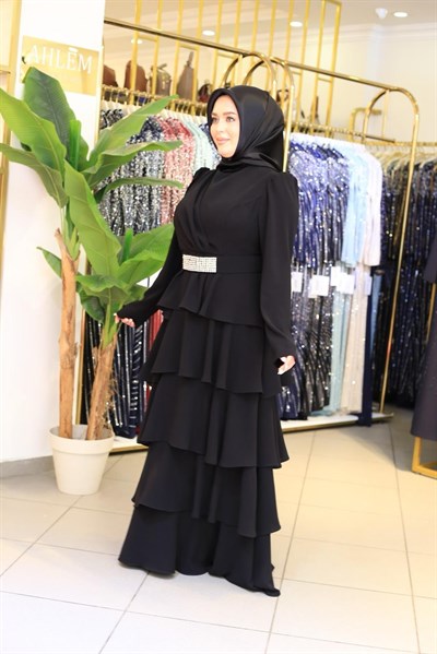 2131 KOD KAT ETEKLİ ELBİSE